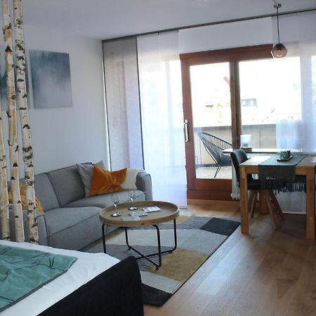 1-Zimmer-Apartment Mit Grossem Balkon Schönwald Exterior foto